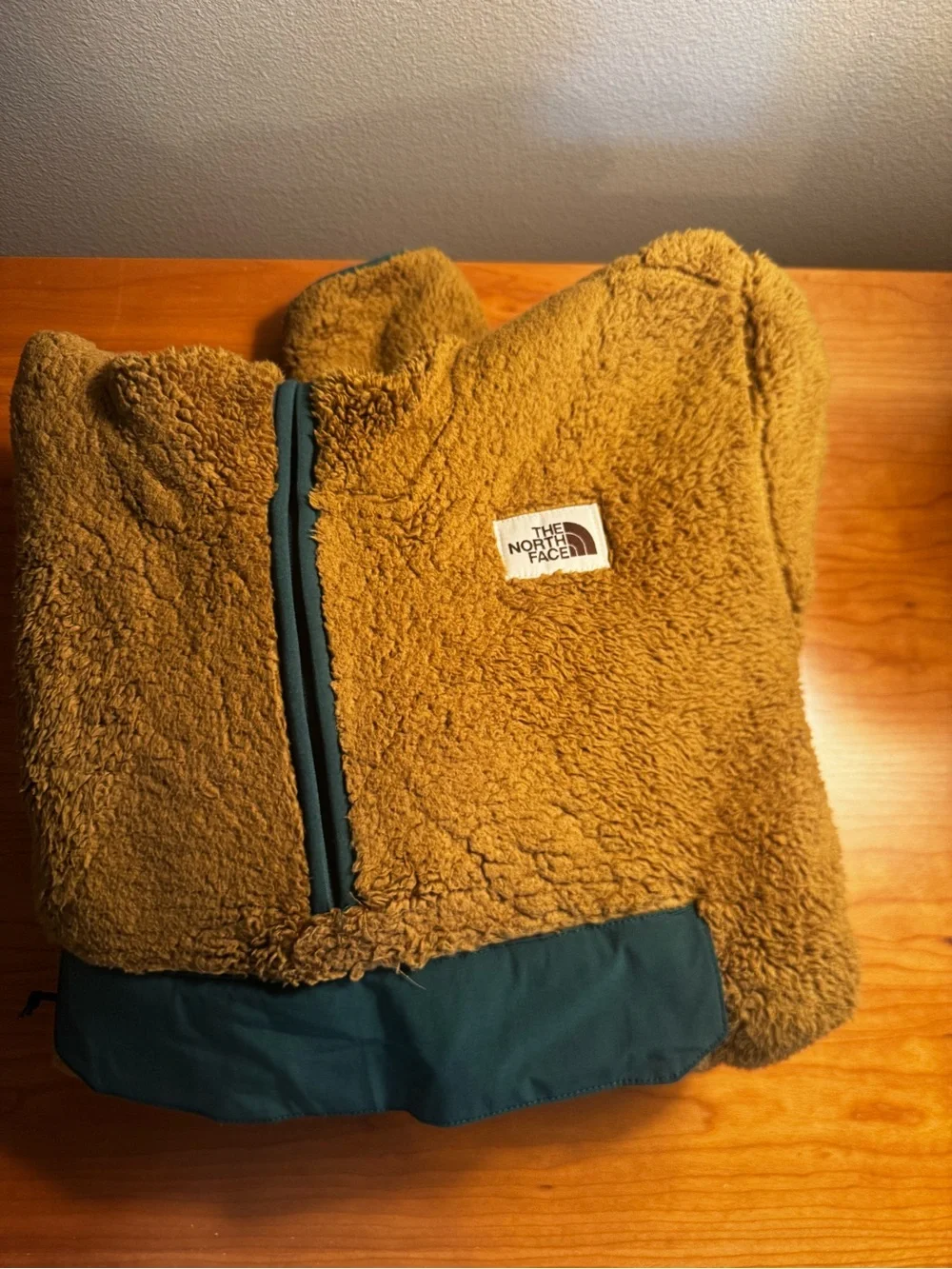 The North Face Campfire Men's Olive Green Sherpa Quarter-Zip Pullover